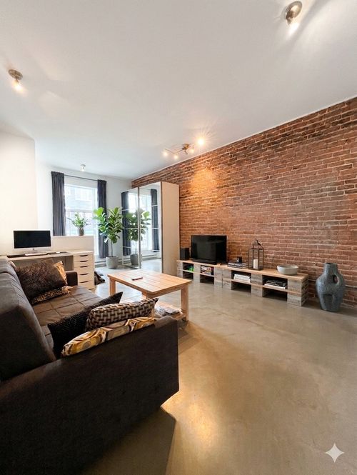 211 Rue Rachel E, Montréal, QC, H2W1E4 | Card Image