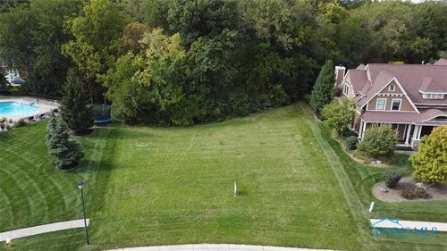 1380 Brookwoode Rd, Perrysburg, OH, 43551-9032 | Card Image