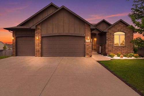 1943 N Walnut Creek Dr, Derby, KS, 67037-3900 | Card Image
