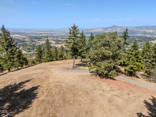 lot-11-3587 S Stage Road, Medford, OR, 97501 | Card Image