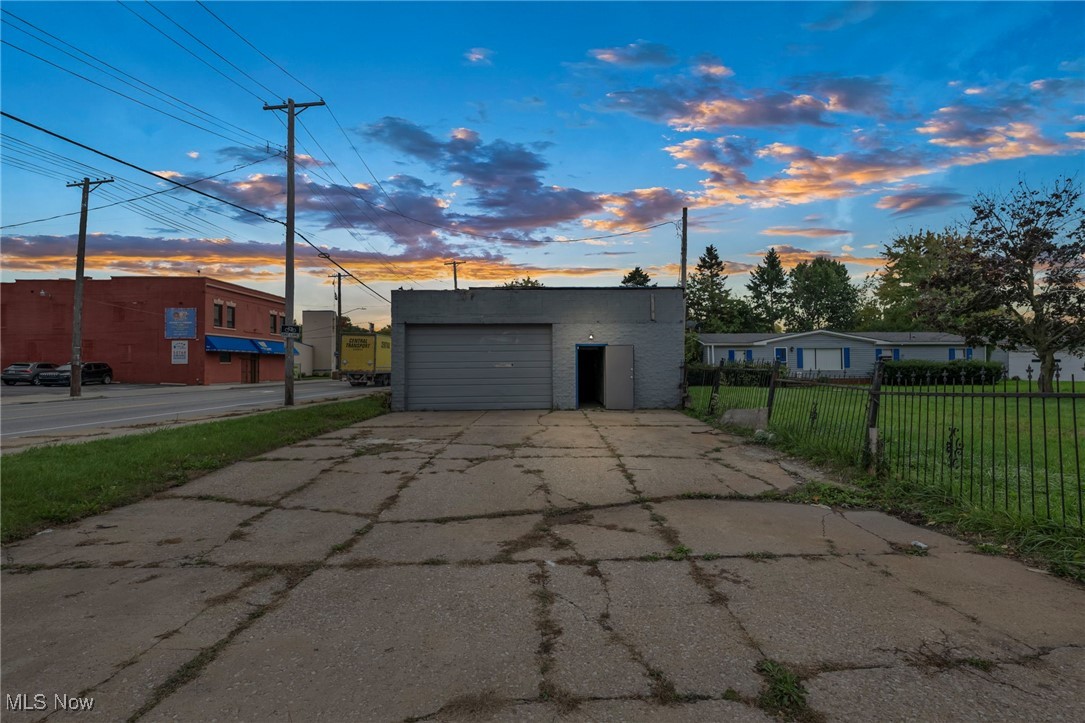 152nd St, Cleveland, OH 44110