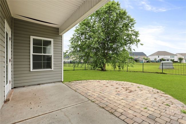Grass has been digitally enhanced for the purposes of marketing. Grass/yard may appear different at the time of showing. | Image 39