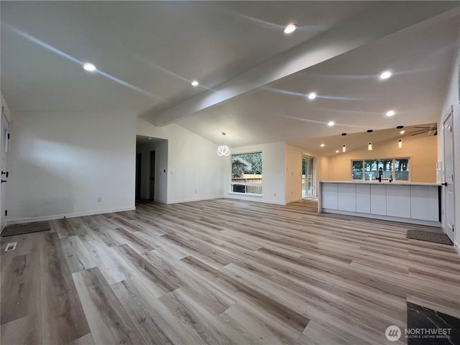 3711 Grandview Dr W, House other with 3 bedrooms, 3 bathrooms and 2 parking in University Place WA | Image 12