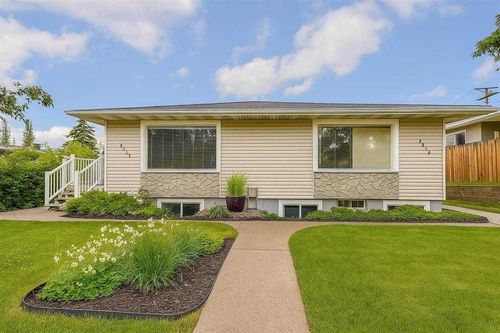 3715 14 St Nw, Calgary, AB, T2K1J3 | Card Image