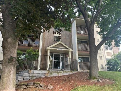3-214 Cannongate Iii Drive, Nashua, NH, 03063 | Card Image