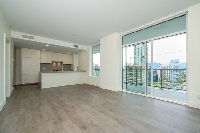 2001 - 4465 Juneau Street, Condo with 2 bedrooms, 2 bathrooms and 1 parking in Burnaby BC | Image 7