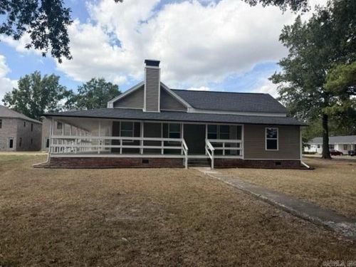 416 England St, Lonoke, AR, 72086-2765 | Card Image