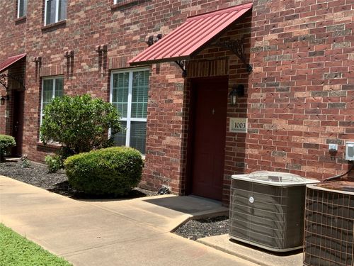 unit-1003-801 Luther St W, College Station, TX, 77840-2895 | Card Image