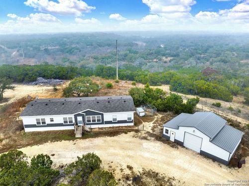 1685 Broad Oak Dr, Bandera, TX, 78003-5258 | Card Image