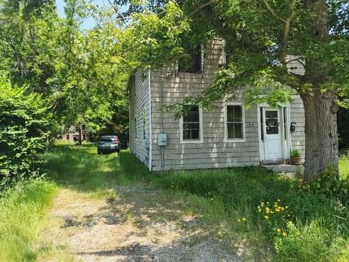 21 White Rock Rd, Westerly, RI, 02891-1249 | Card Image