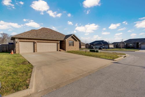 1180 N Cardinal Ave, Republic, MO, 65738-7583 | Card Image