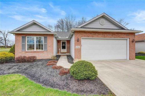 6041 Creekside Dr, Parma Heights, OH, 44130-2310 | Card Image