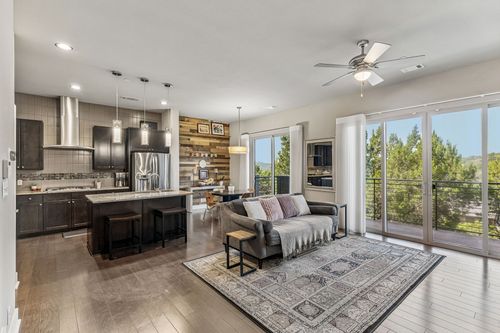 61-8110 Ranch Road 2222 Road, Austin, TX, 78730 | Card Image