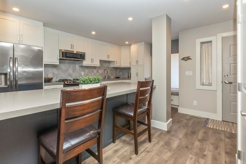 15804 Mcbeth Rd, Surrey, BC, V4A5X3 | Card Image