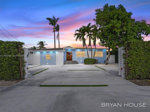 3341 Nw 20th St, Miami, FL, 33142-6903 | Card Image