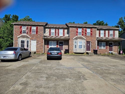 2048 Tynewood Dr, Clarksville, TN, 37042-5286 | Card Image