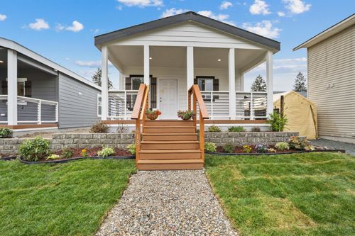 613 S State Ave, Newport, WA, 99156-9249 | Card Image