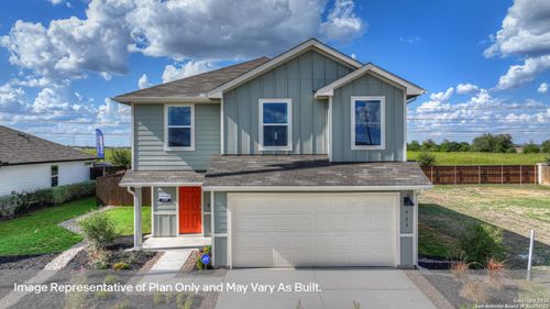 1038 Gladys Run, Seguin, TX, 78155-4095 | Card Image