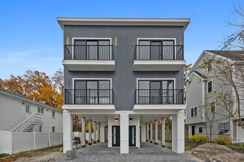 1-599 Sea St, Quincy, MA, 02169 | Card Image