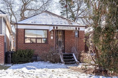 331 Lumsden Ave, House other with 2 bedrooms, 1 bathrooms and 1 parking in East York ON | Image 2