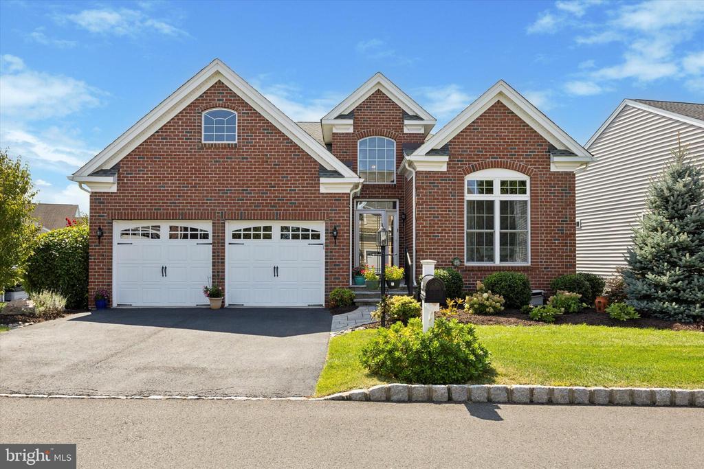 Spencer Dr, Schwenksville, PA 19473
