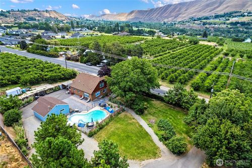 2020 Easy St, Wenatchee, WA, 98801-5105 | Card Image