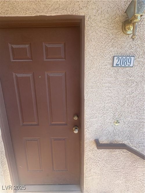 2089-8501 W University Ave, Las Vegas, NV, 89147-6157 | Card Image