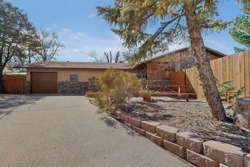 10245 Cove Ct Nw, Albuquerque, NM, 87114-4611 | Card Image