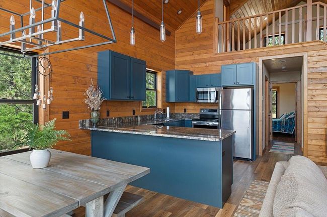 5 Loop Rd, House other with 4 bedrooms, 3 bathrooms and null parking in Devils Tower WY | Image 10