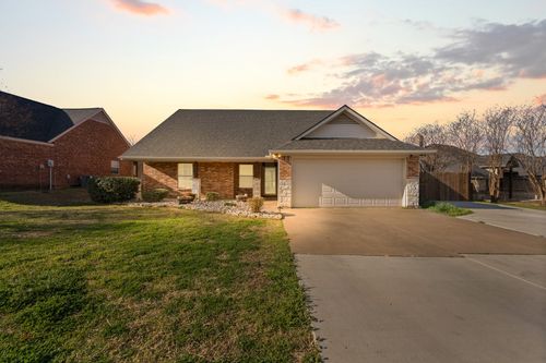 529 Mckittrick Ct, Godley, TX, 76044-3749 | Card Image