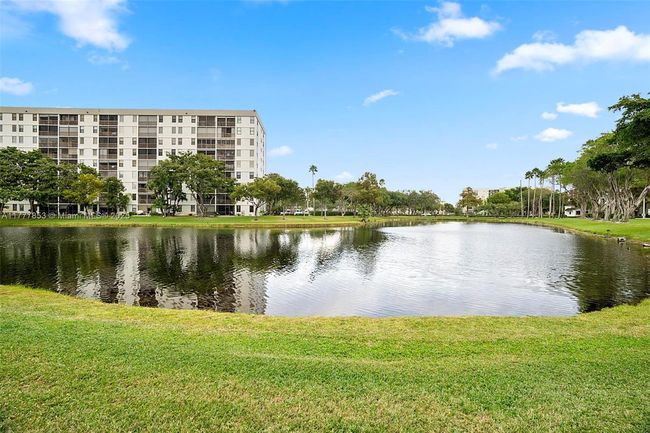 APT-222B - 2313 S Cypress Bend Dr, Condo with 2 bedrooms, 2 bathrooms and null parking in Pompano Beach FL | Image 22