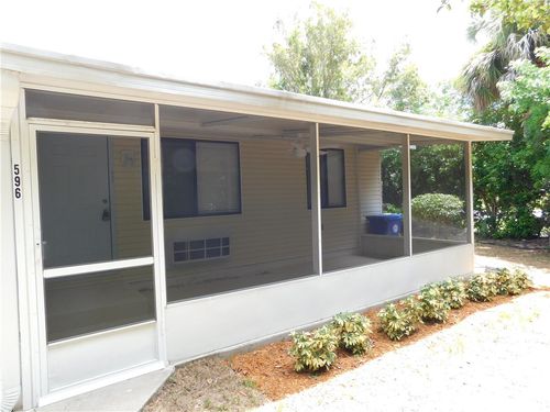 596 7th Pl, Vero Beach, FL, 32962-0725 | Card Image