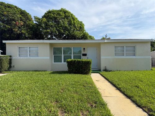 1240 W 26th Ct, Riviera Beach, FL, 33404-4105 | Card Image