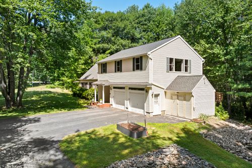 2 Little Creek Dr, Biddeford, ME, 04005-9734 | Card Image