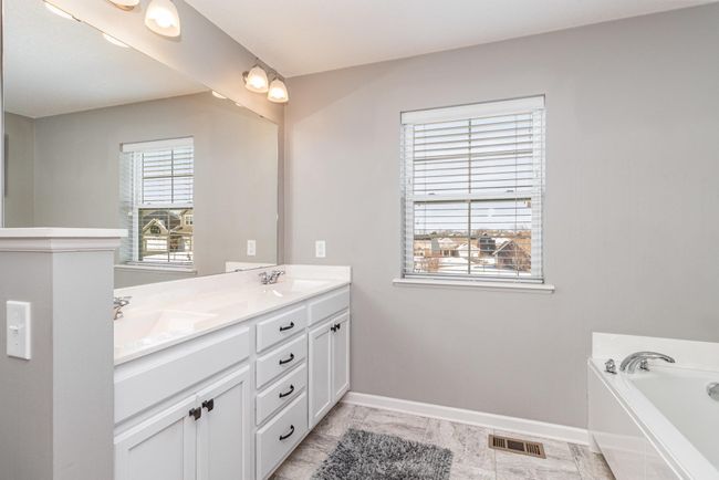 4739 Prairie Dunes Way, House other with 5 bedrooms, 4 bathrooms and null parking in Eagan MN | Image 26