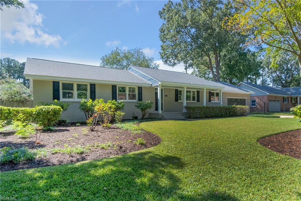 Hagen Dr, Virginia Beach, VA 23462