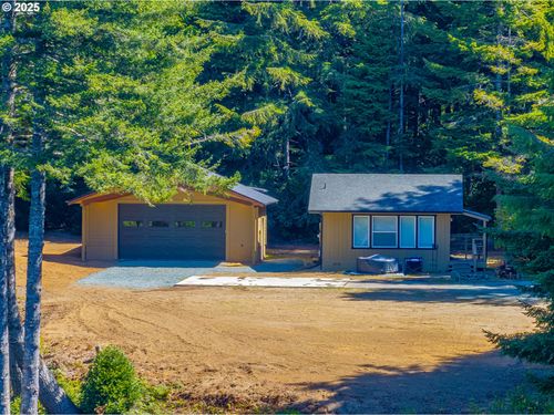88627 Weiss Estates Ln, Bandon, OR, 97411-6321 | Card Image