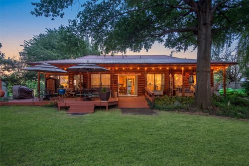 121 Xit Ranch Rd, Trinidad, TX, 75163-4007 | Card Image