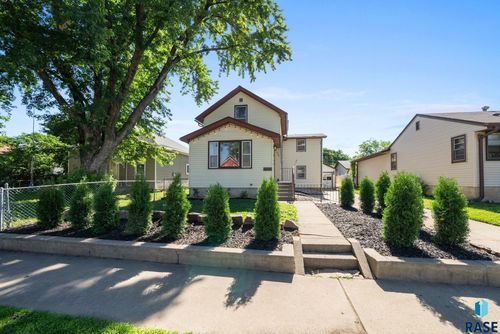 520 N Franklin Ave, Sioux Falls, SD, 57103-0828 | Card Image