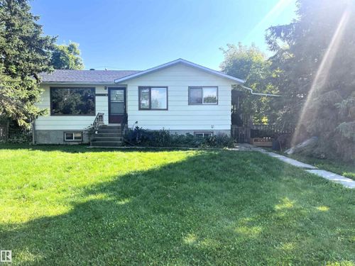 4821 52 Ave, Wildwood, AB, T0E | Card Image