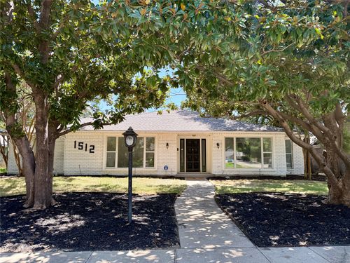 1512 Northridge Dr, Carrollton, TX, 75006-1428 | Card Image