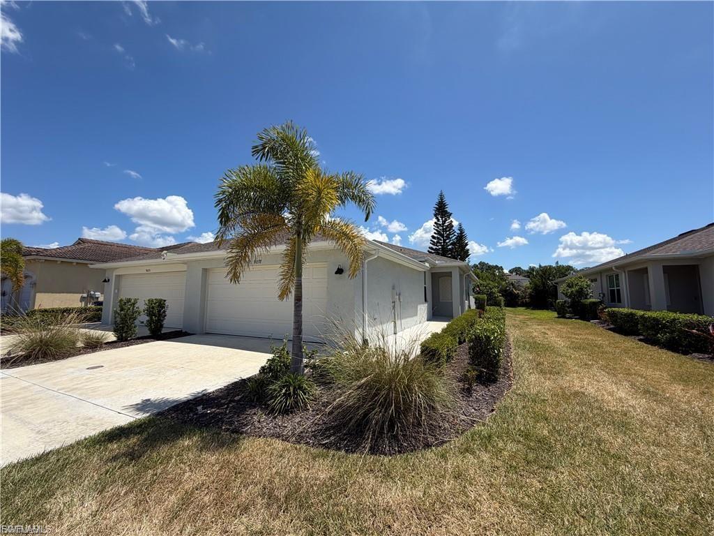 Residential in LEHIGH ACRES 3