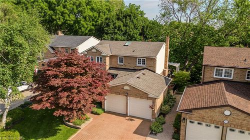 2117 Fallingbrook Court, Burlington, ON, L7M2Y6 | Card Image