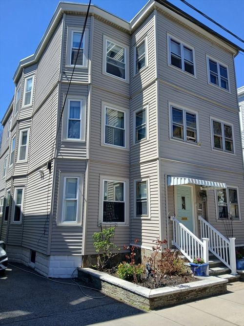 30-32 Madison Avenue, Cambridge, MA, 02140 | Card Image