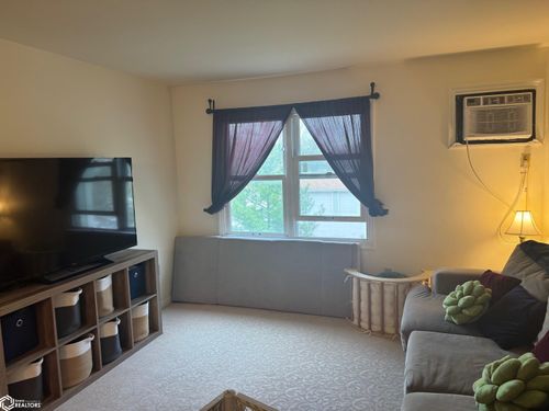 apt-22b-1100 University Manor Dr, Fairfield, IA, 52556-2179 | Card Image