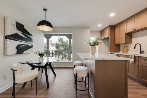 apt-2052-15909 Coolwood Dr, Dallas, TX, 75248-3514 | Card Image
