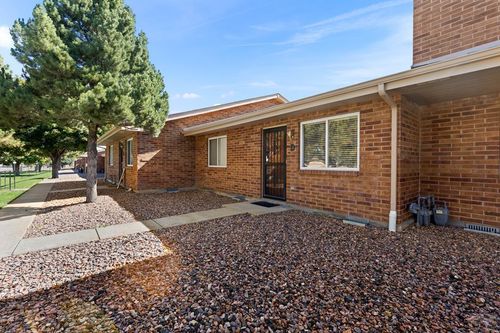 d-2102 Chatalet Ln, Pueblo, CO, 81005-4607 | Card Image