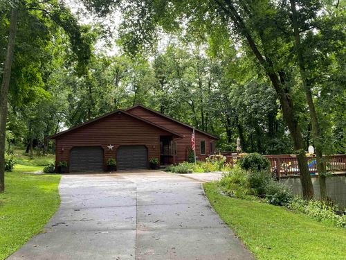 2362 Woodridge Rd, Decorah, IA, 52101-7500 | Card Image