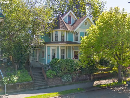 1842 1848 Se Ankeny St, Portland, OR, 97214 | Card Image