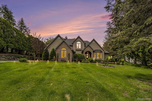 1437 Rillview Ct, Metamora, MI, 48455-8984 | Card Image